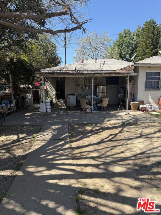 6250 Halbrent Avenue Property Photo 7