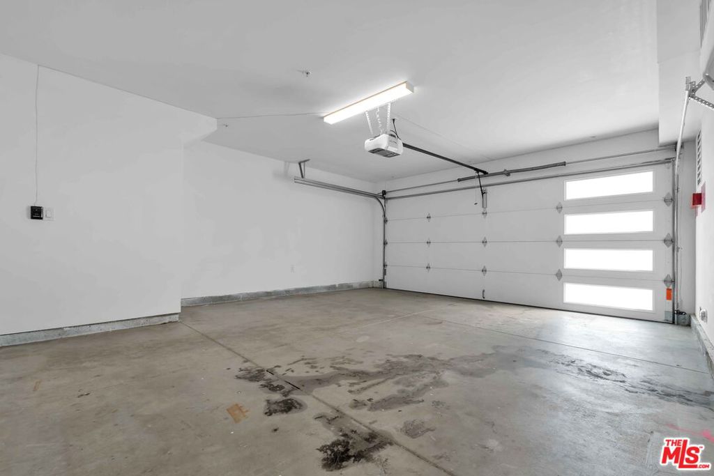 6006 Klump Avenue 1 Property Photo 28