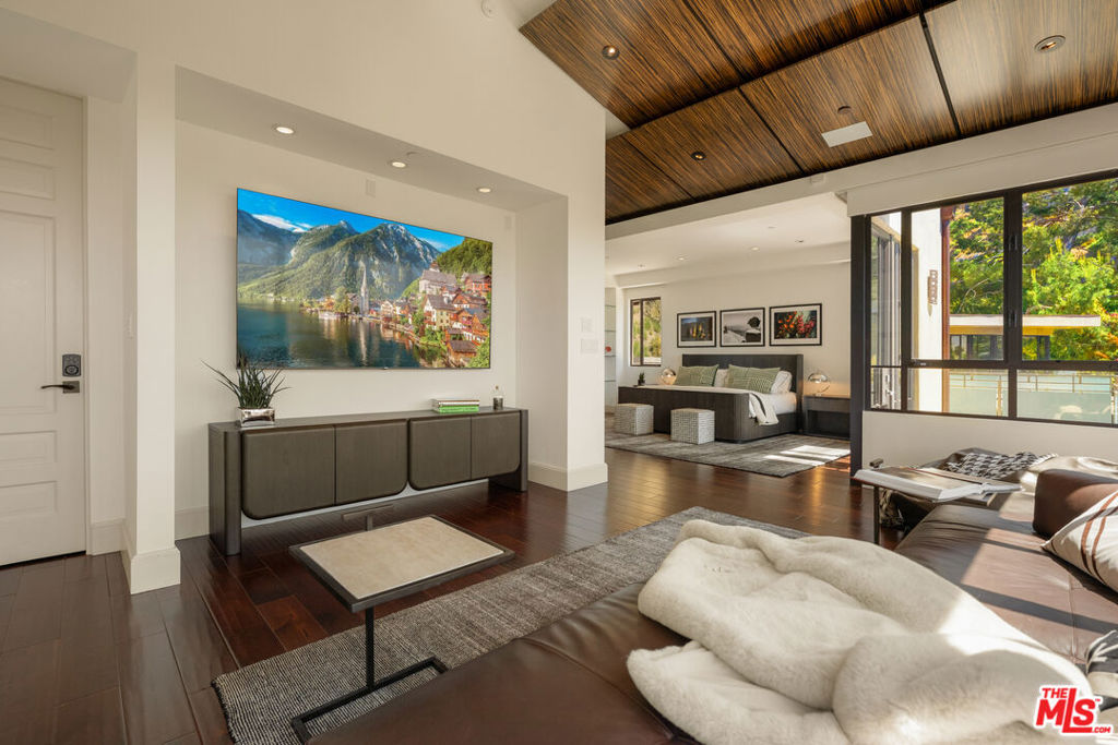 7801 Hillside Avenue Property Photo 36