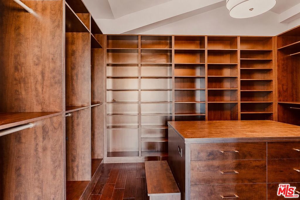 7801 Hillside Avenue Property Photo 43