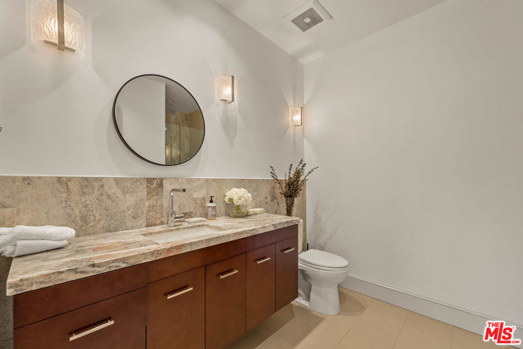 7801 Hillside Avenue Property Photo 58
