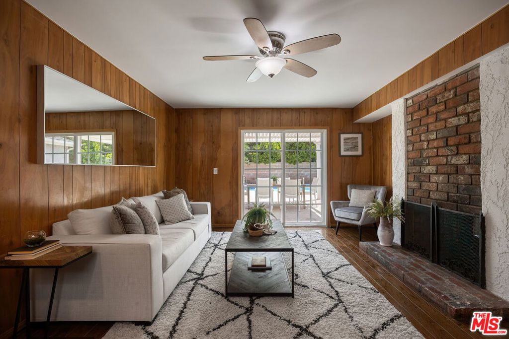 12622 Amboy Avenue Property Photo 13