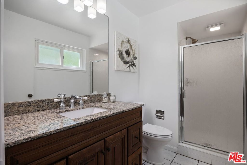 12622 Amboy Avenue Property Photo 22