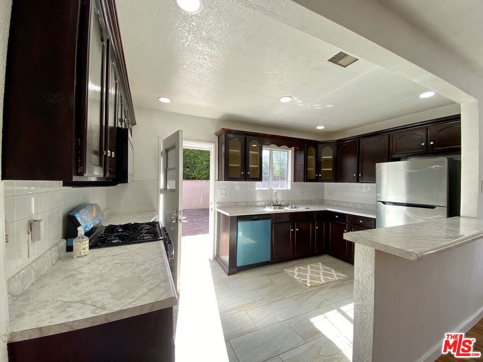 4069 Sawtelle Boulevard Property Photo 18