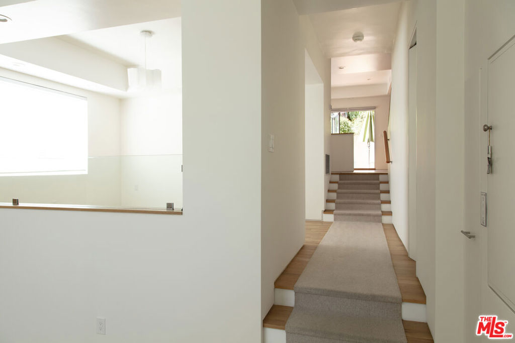 444 W Avenue 37 Property Photo 9