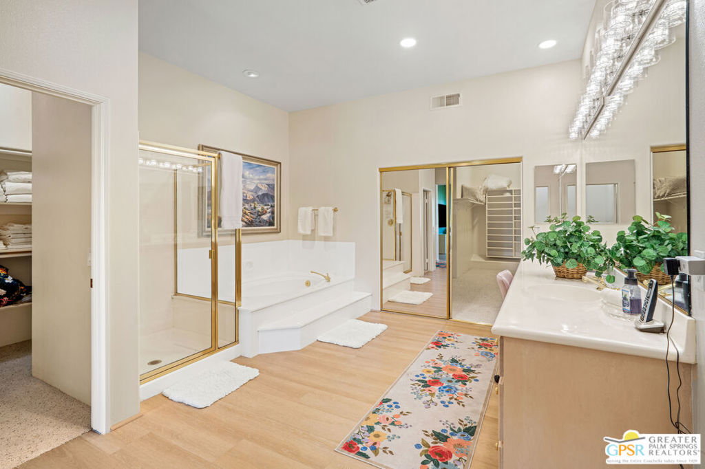 154 Kavenish Drive Property Photo 33