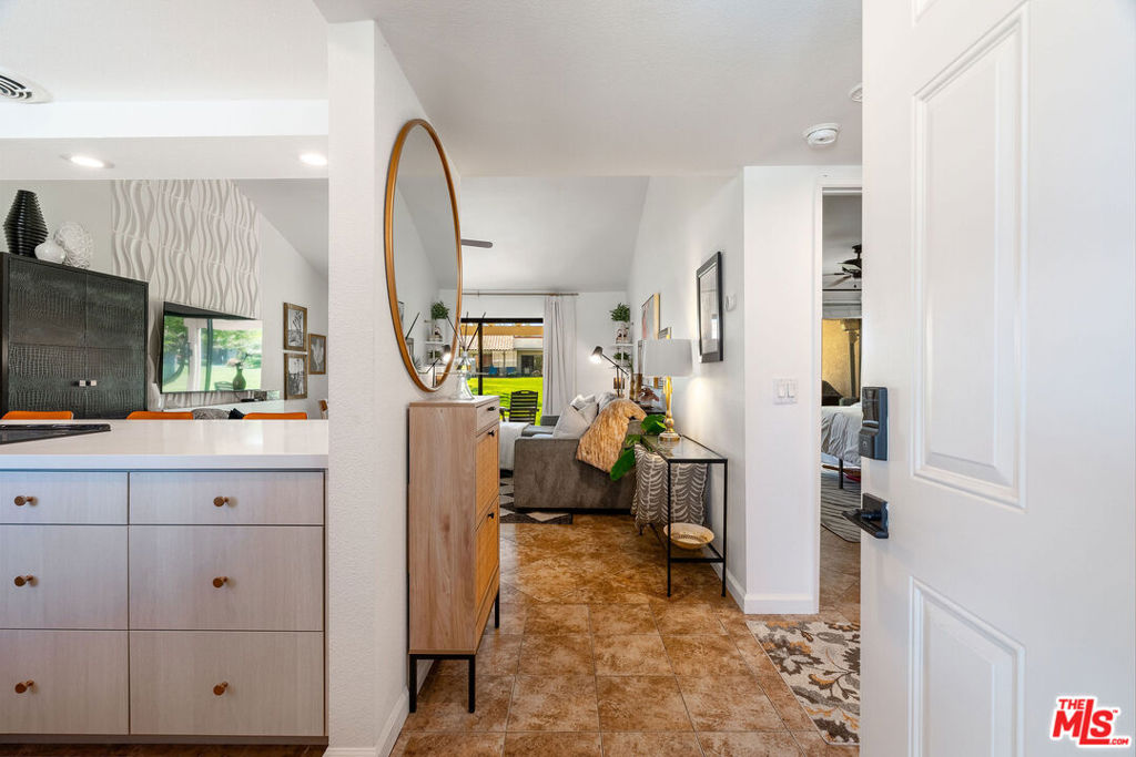 40655 La Costa Circle Property Photo 4