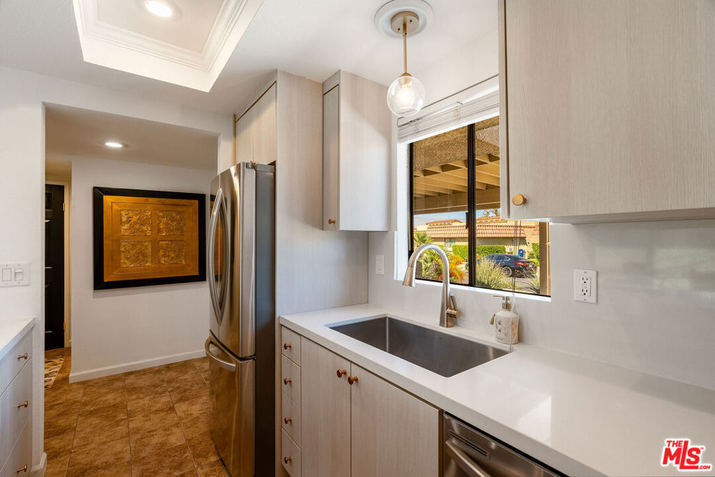 40655 La Costa Circle Property Photo 10