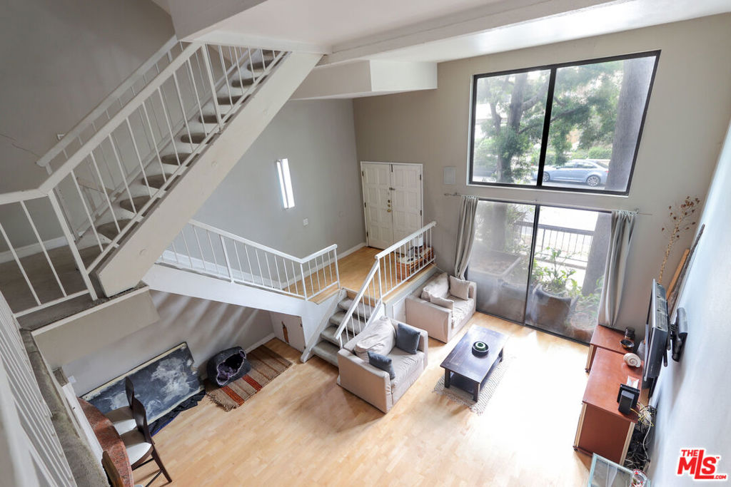 11753 Mayfield Avenue 7 Property Photo 1