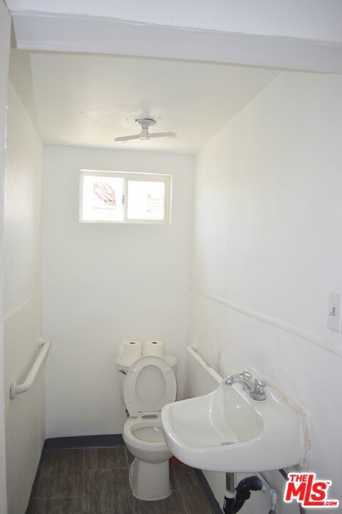 7701 Santa Fe Avenue Property Photo 13