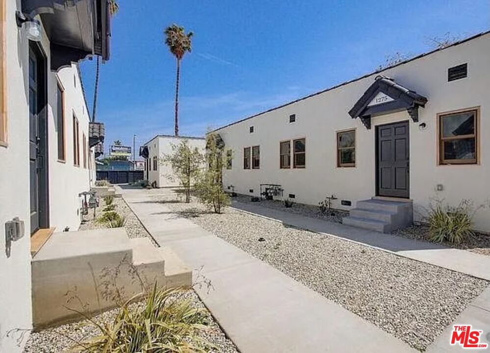 1269 4th Avenue Property Photo 10