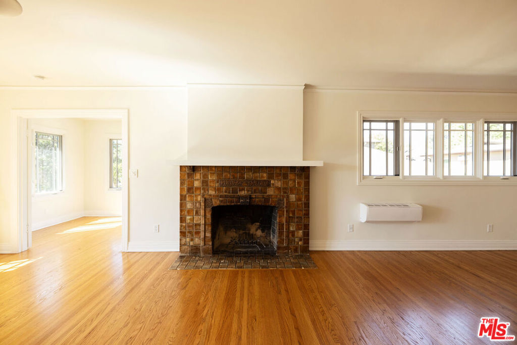 824 Brent Avenue Property Photo 6
