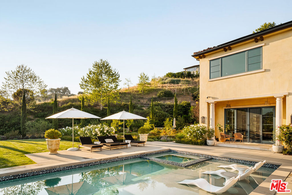 26769 Mulholland Highway Property Photo 3