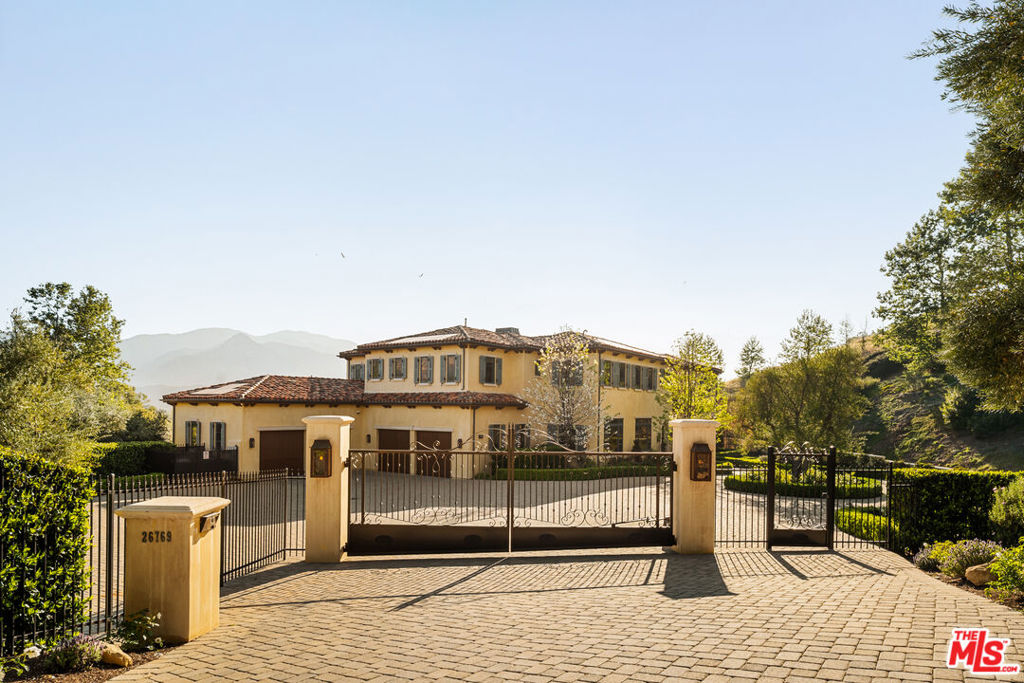 26769 Mulholland Highway Property Photo 4
