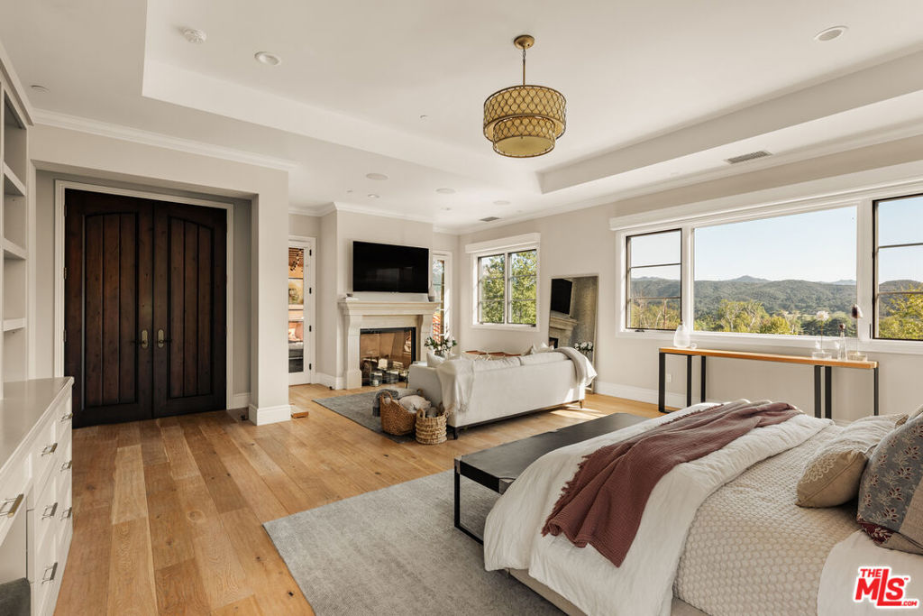 26769 Mulholland Highway Property Photo 16