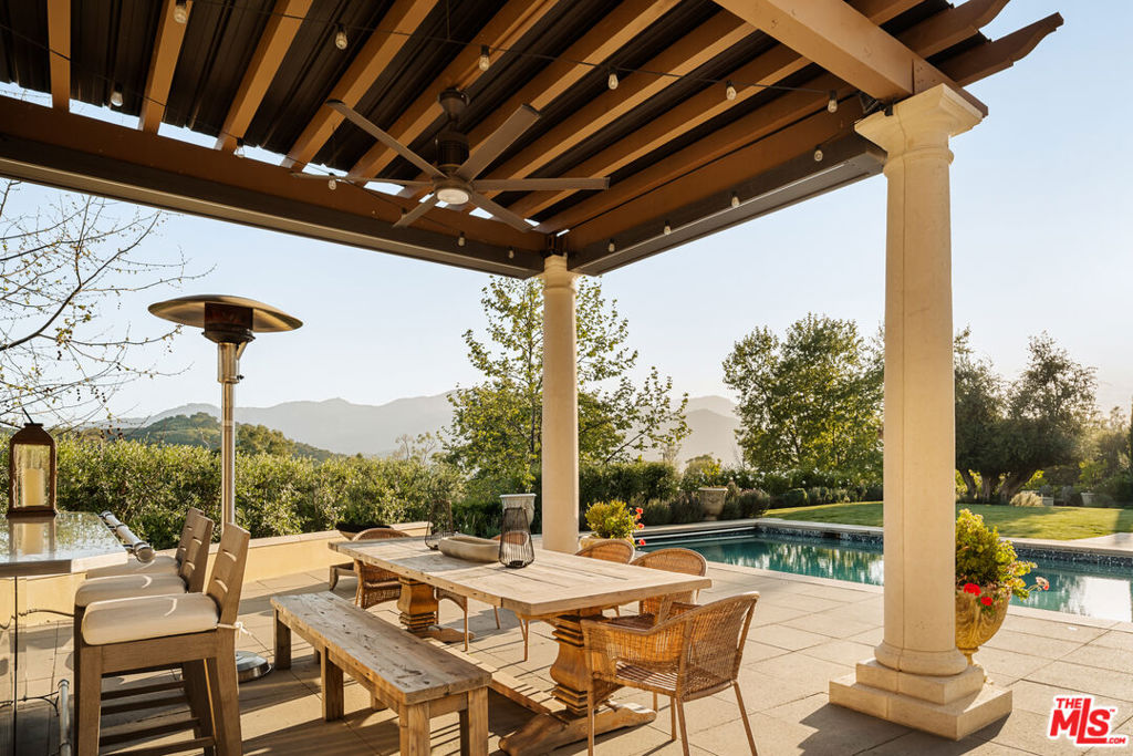 26769 Mulholland Highway Property Photo 28