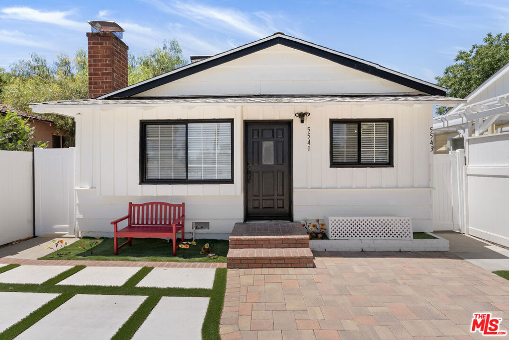 5541 Fallbrook Avenue Property Photo 1