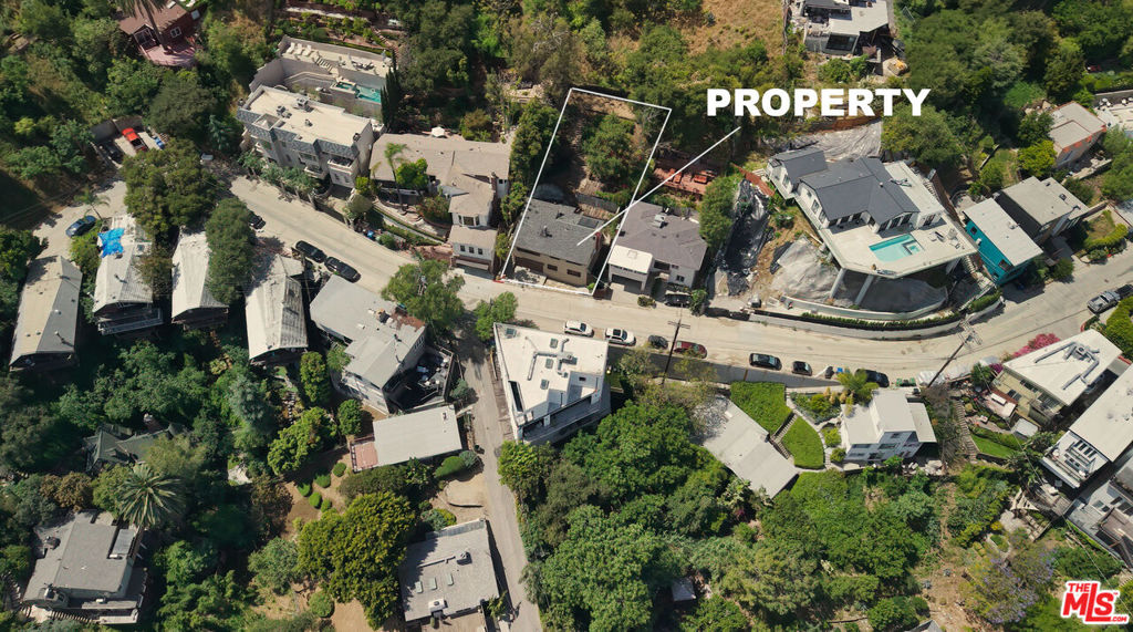 6871 Pacific View Drive Property Photo 2