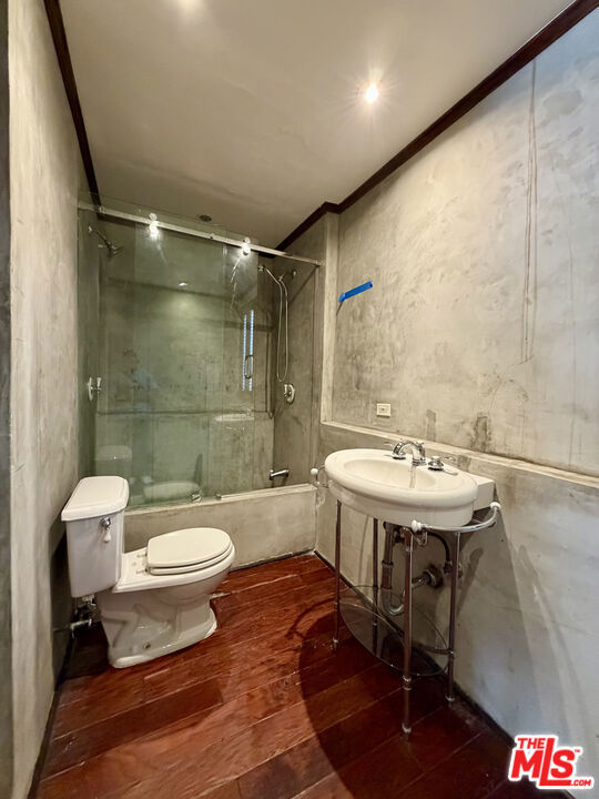 6871 Pacific View Drive Property Photo 27
