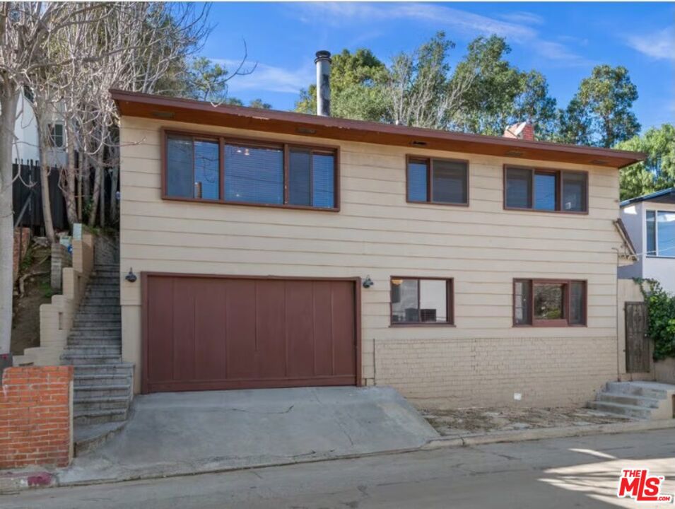 6871 Pacific View Drive Property Photo 32