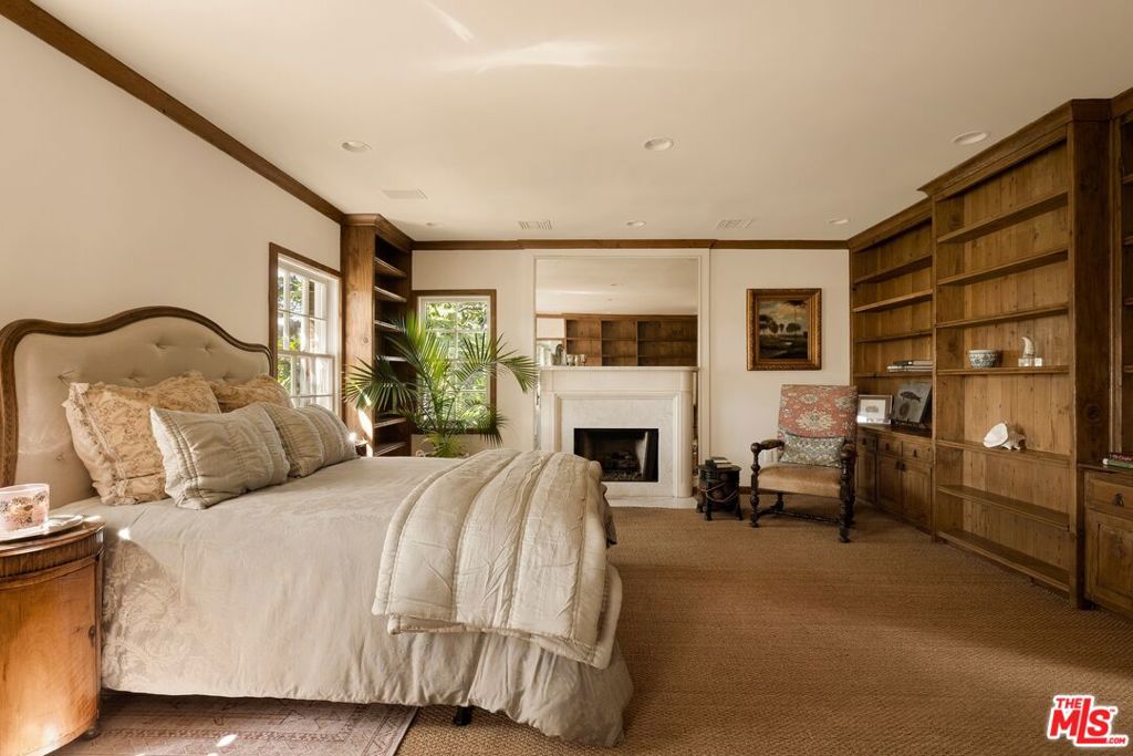 214 S Beverly Glen Boulevard Property Photo 24