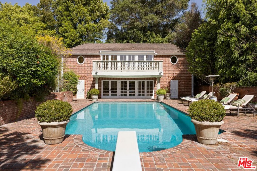 214 S Beverly Glen Boulevard Property Photo 30