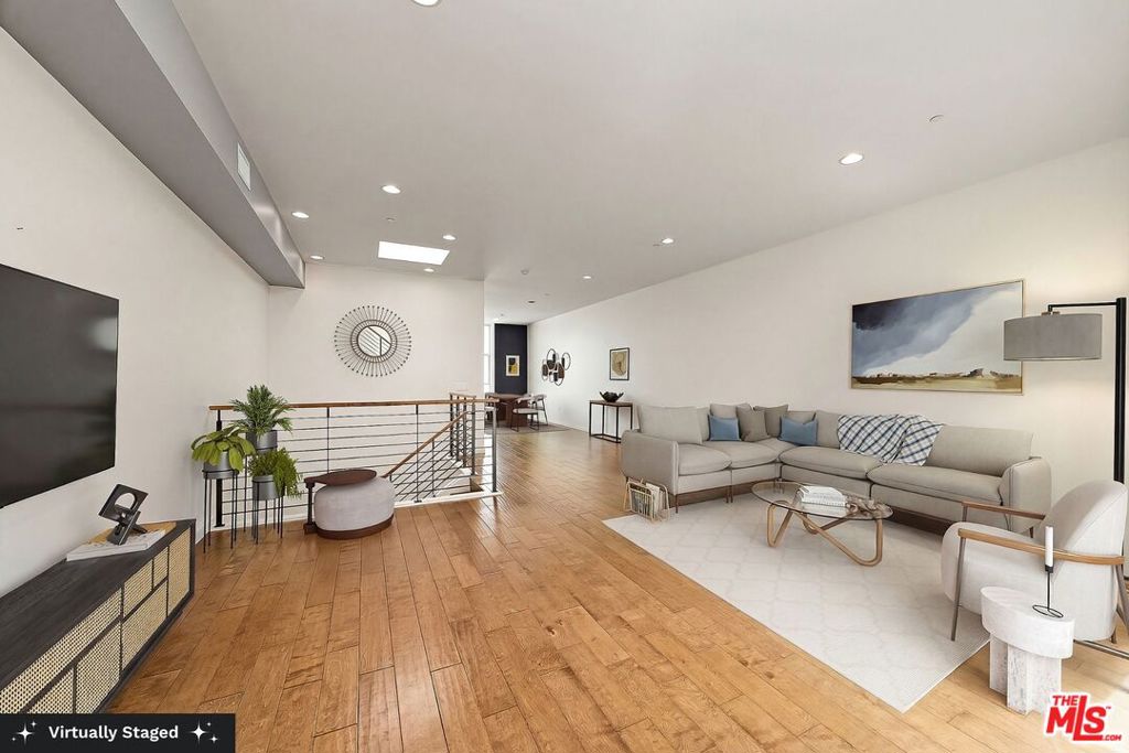 3119 Via Dolce 302 Property Photo 2