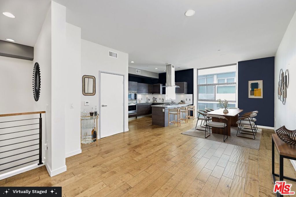 3119 Via Dolce 302 Property Photo 7