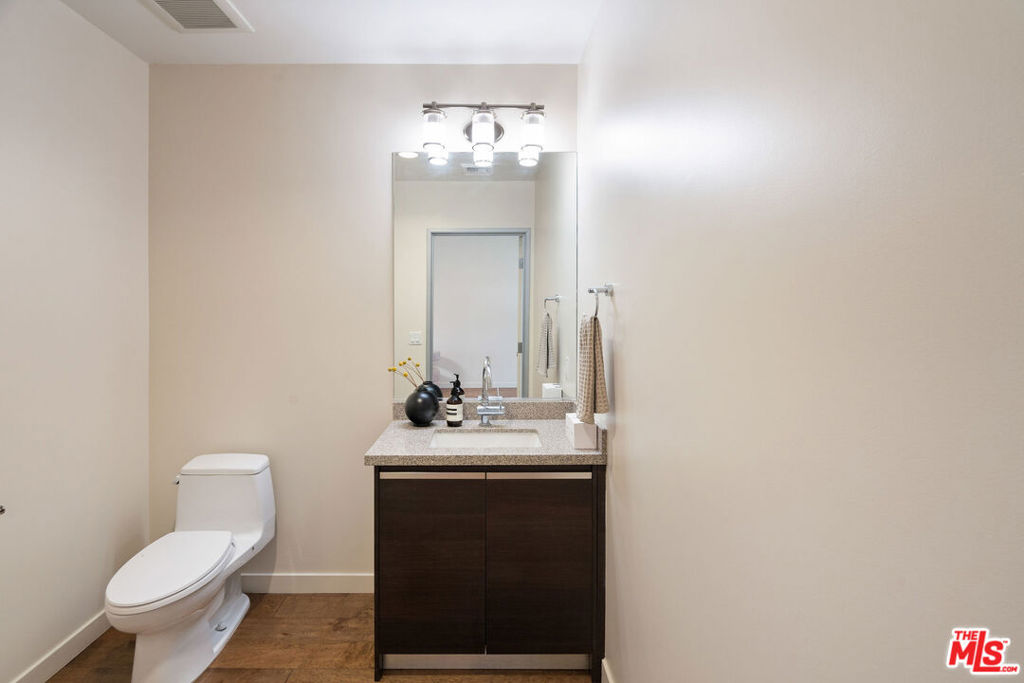 3119 Via Dolce 302 Property Photo 8