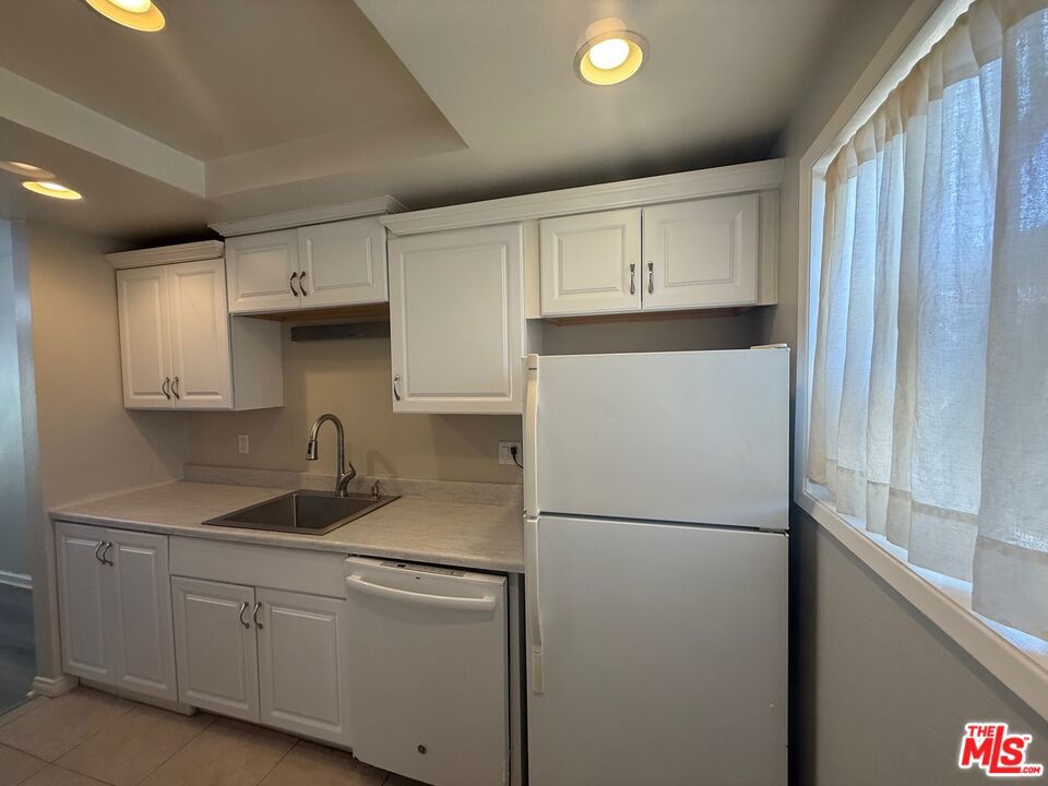 6468 Cavalleri Road Property Photo 6