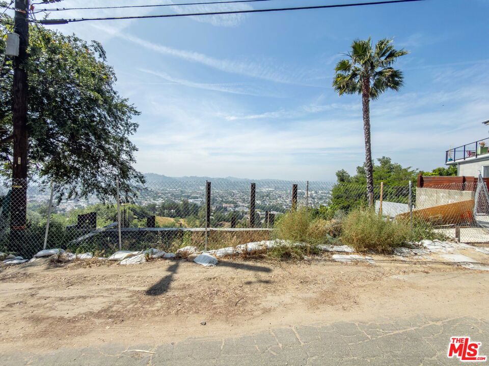 3611 Kinney Place Property Photo 9