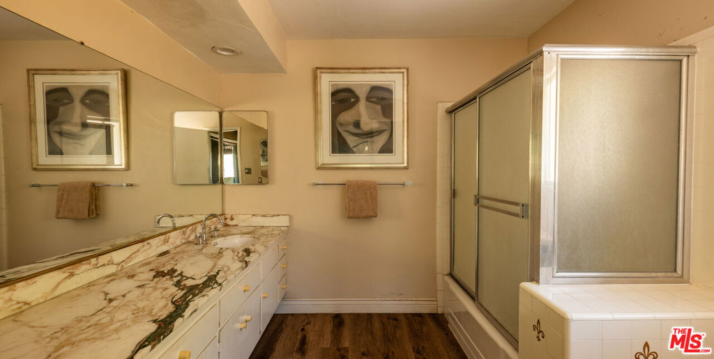 6105 Mulholland Highway Property Photo 23