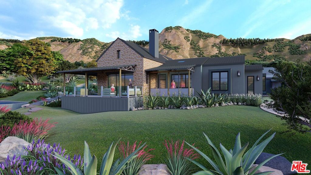27152 Carrita Road Property Photo 2