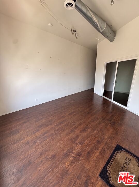 7619 Melrose Avenue Property Photo 11