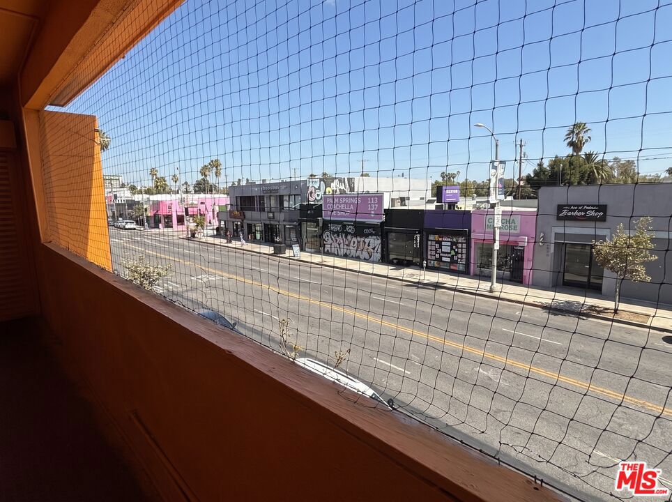 7619 Melrose Avenue Property Photo 12