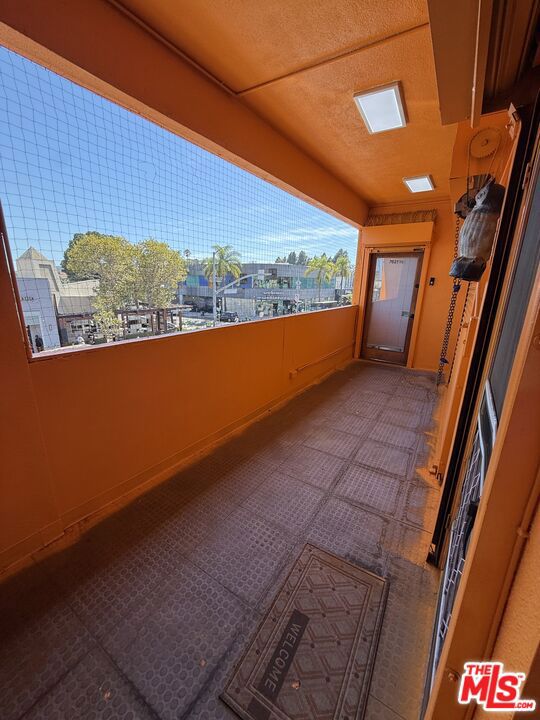 7619 Melrose Avenue Property Photo 14