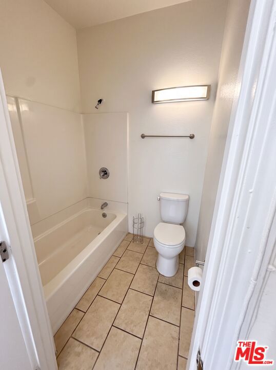 7619 Melrose Avenue Property Photo 15