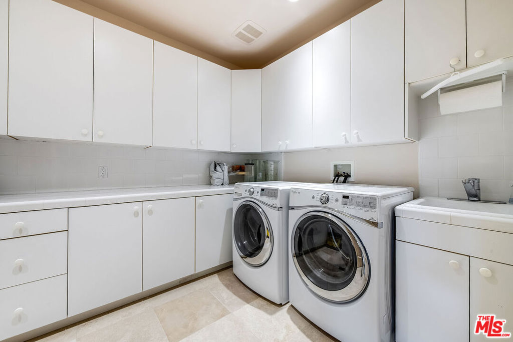 12145 Summit Court Property Photo 41