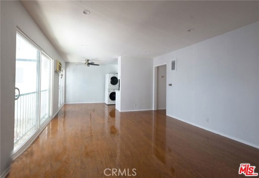 1436 S Bedford Street 5 Property Photo 9