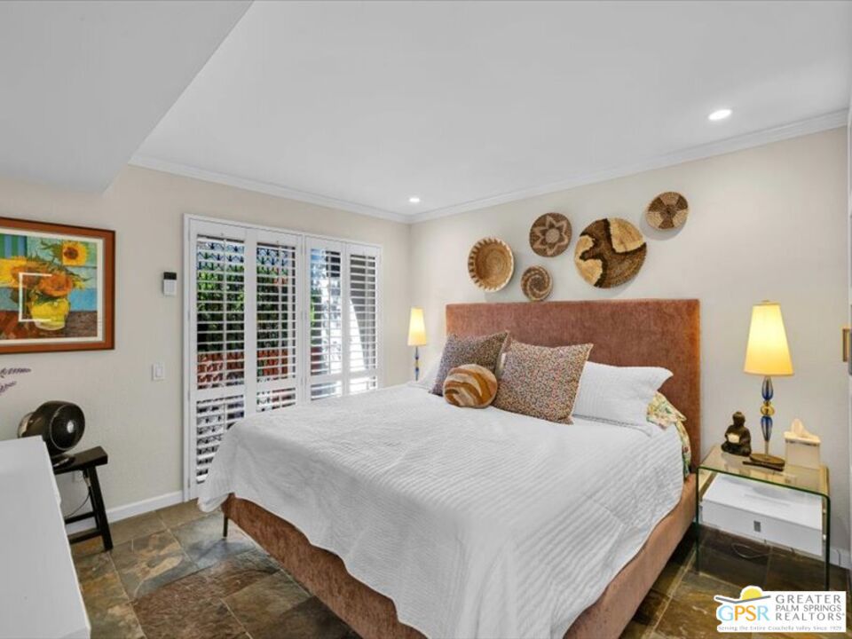 351 N Hermosa Drive 5d1 Property Photo 11