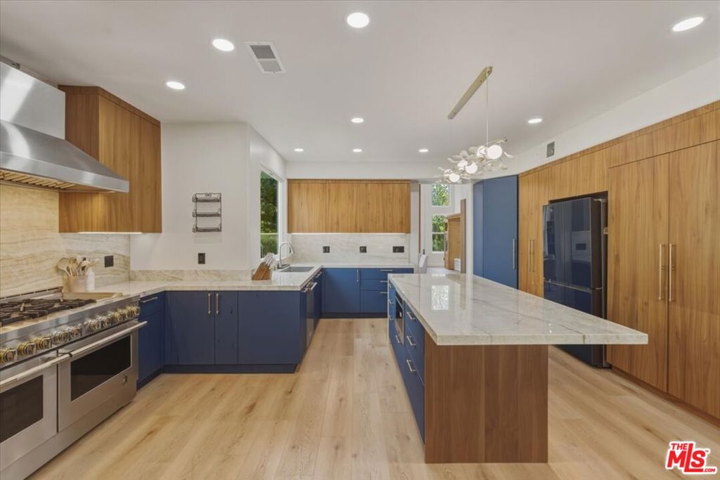 3891 Marks Road Property Photo 16