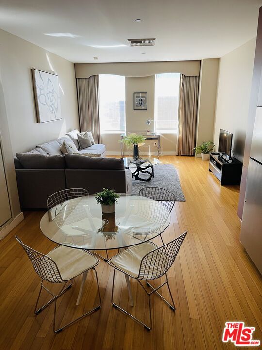 3810 Wilshire Boulevard 610 Property Photo 5