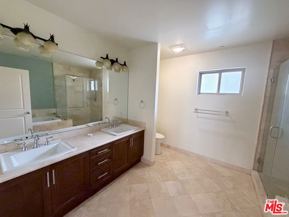 8238 W Manchester Avenue 308 Property Photo 11