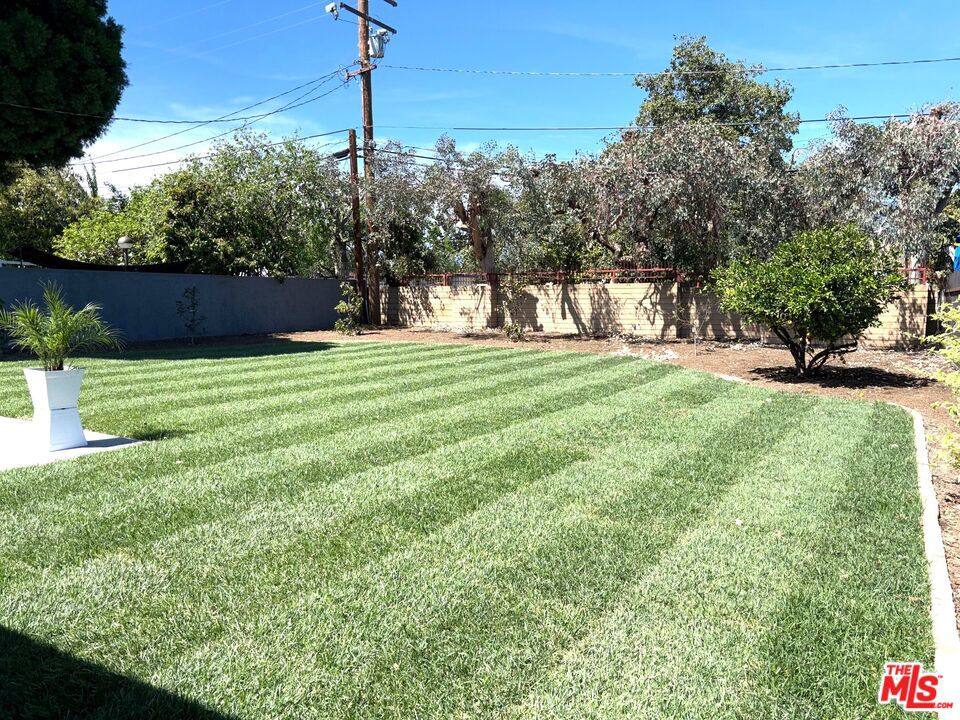 1530 W 21st Street Property Photo 29