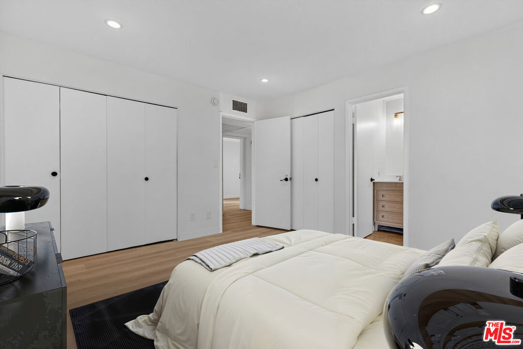 8601 International Avenue 122 Property Photo 17