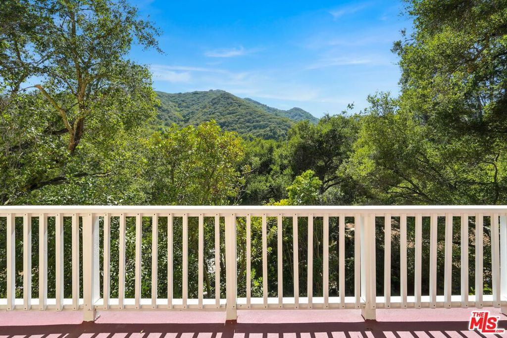 774 Old Topanga Canyon Road Property Photo 5