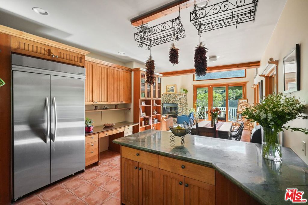 774 Old Topanga Canyon Road Property Photo 17