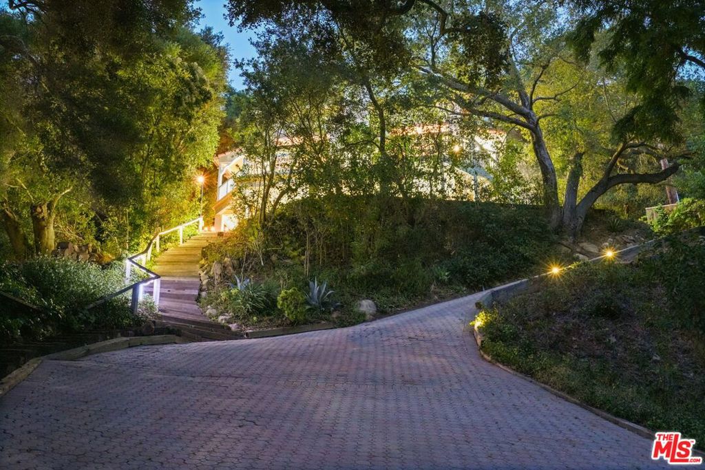 774 Old Topanga Canyon Road Property Photo 64