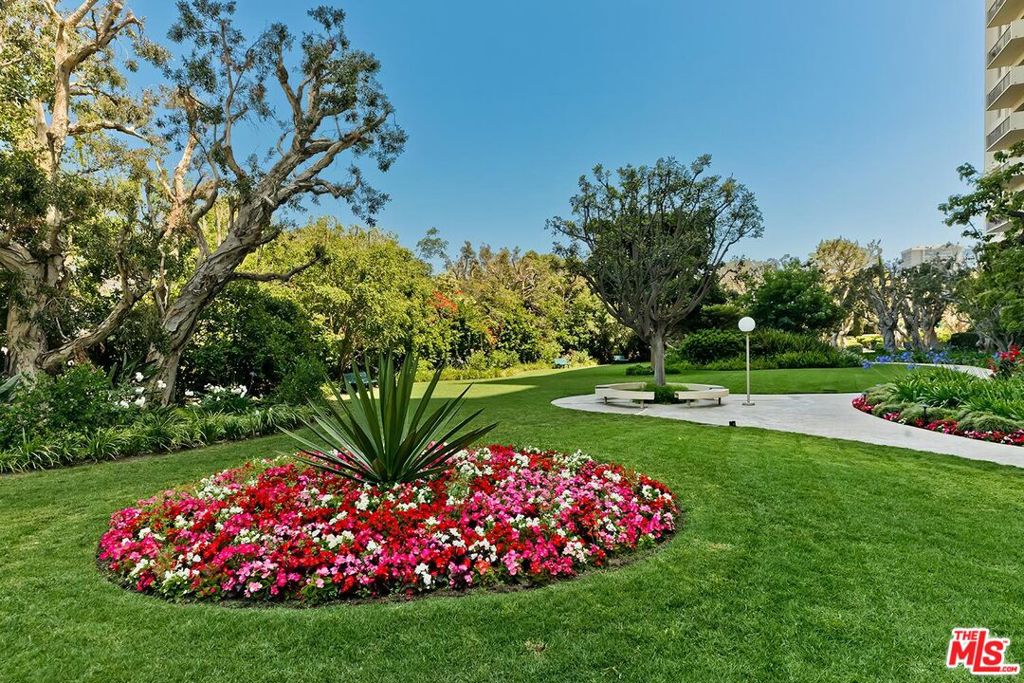 2170 Century Park East 1507 Property Photo 19