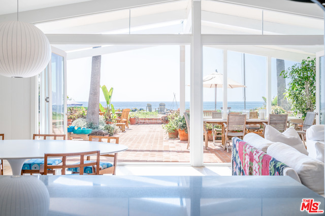 31034 Broad Beach Road Property Photo 1